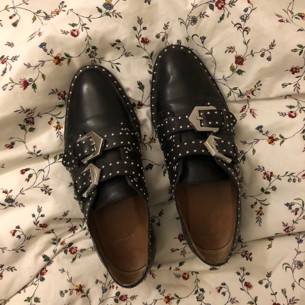 // SOLD // Givenchy Stud Oxfords Black